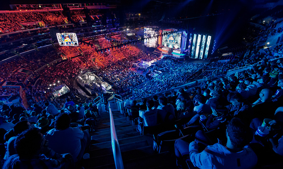 LPL春季赛今日首发名单：TheShy大战Cube